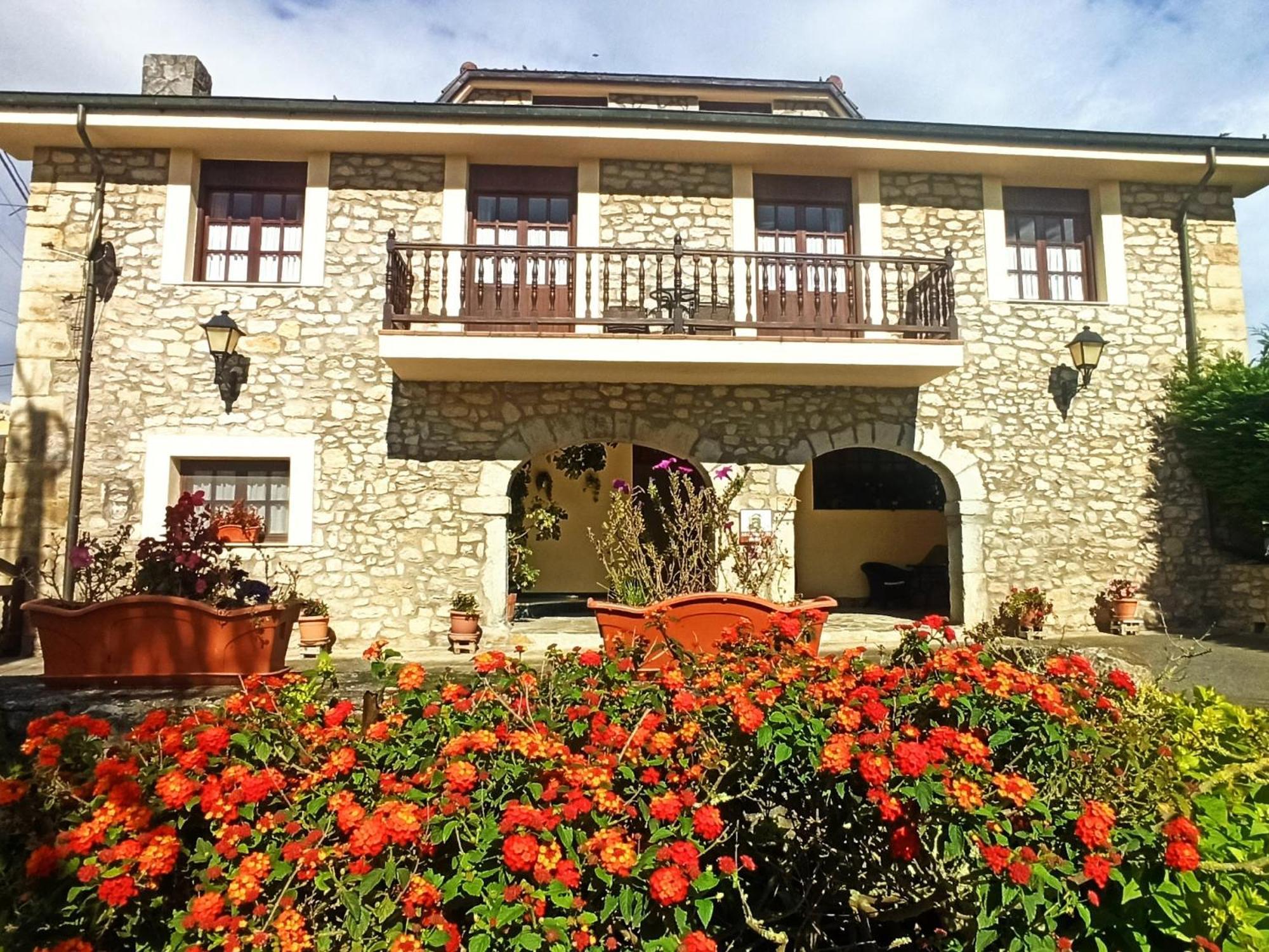 Posada Playa De Langre Лангре Экстерьер фото
